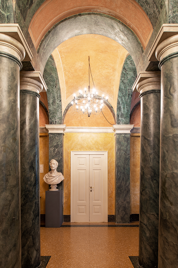 progetto di restauro di porte, serramenti, palchi e portoni
