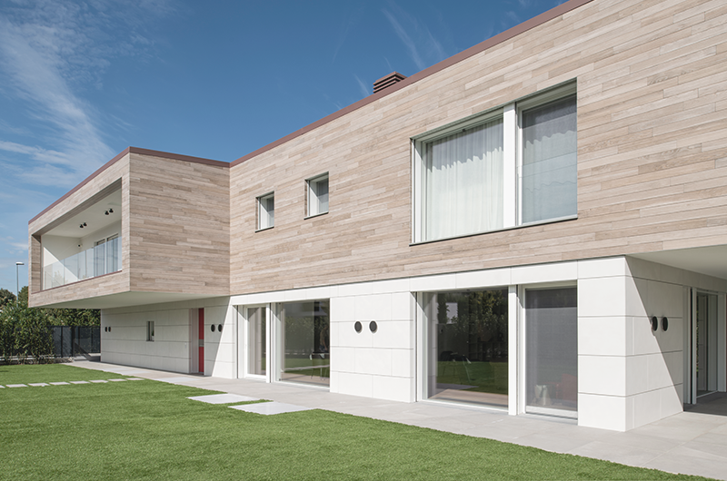 produzione serramenti su misura in legno e alluminio